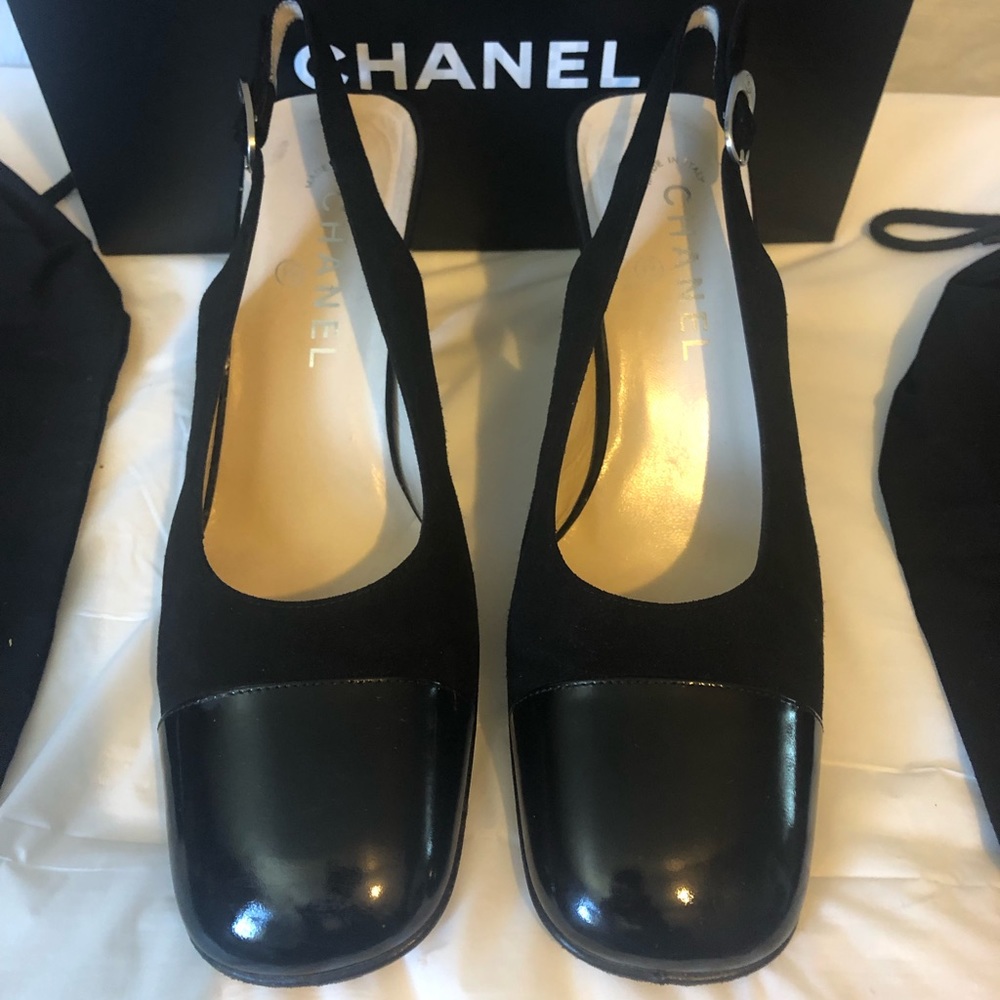 Chanel Cambon sling backs black suede with black patent toe EUC box & 2 dust bag - Picture 13 of 14